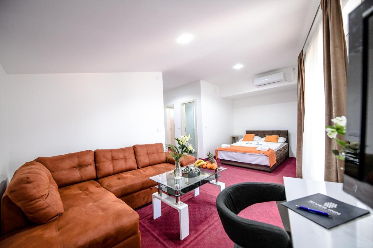 River Inn Stari Banovci Экстерьер фото
