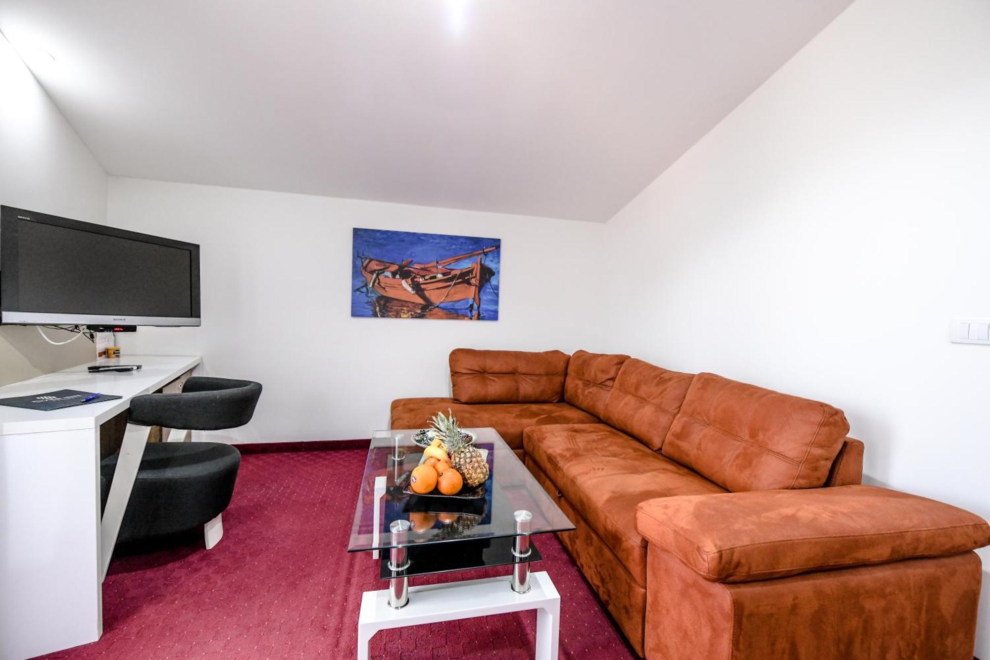 River Inn Stari Banovci Экстерьер фото